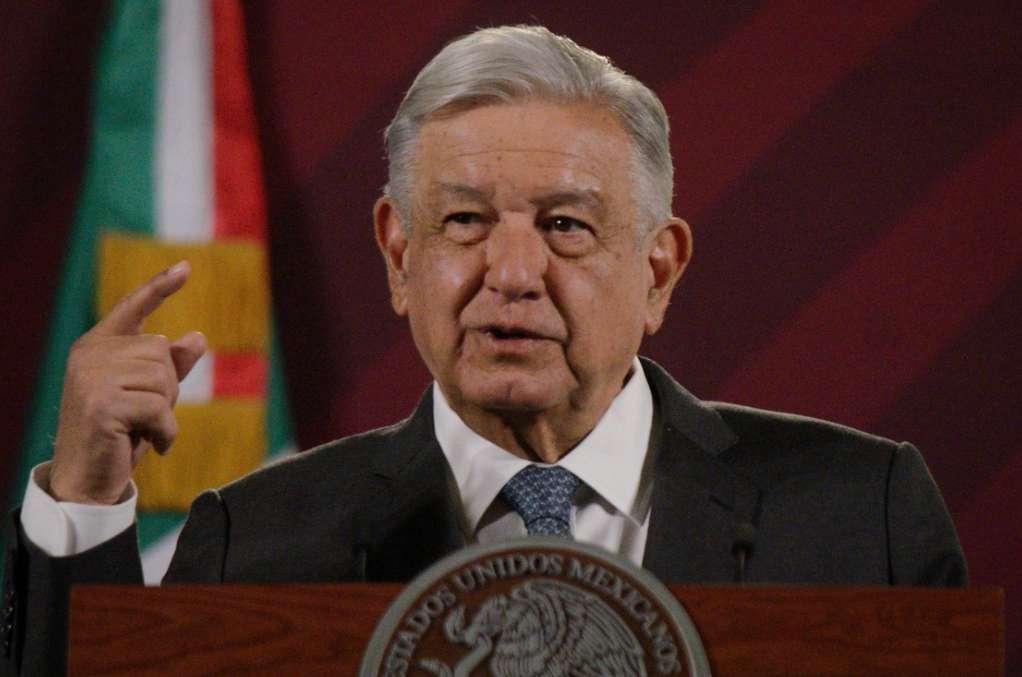 Con reforma electoral “no queremos tranzar, queremos transformar”: AMLO