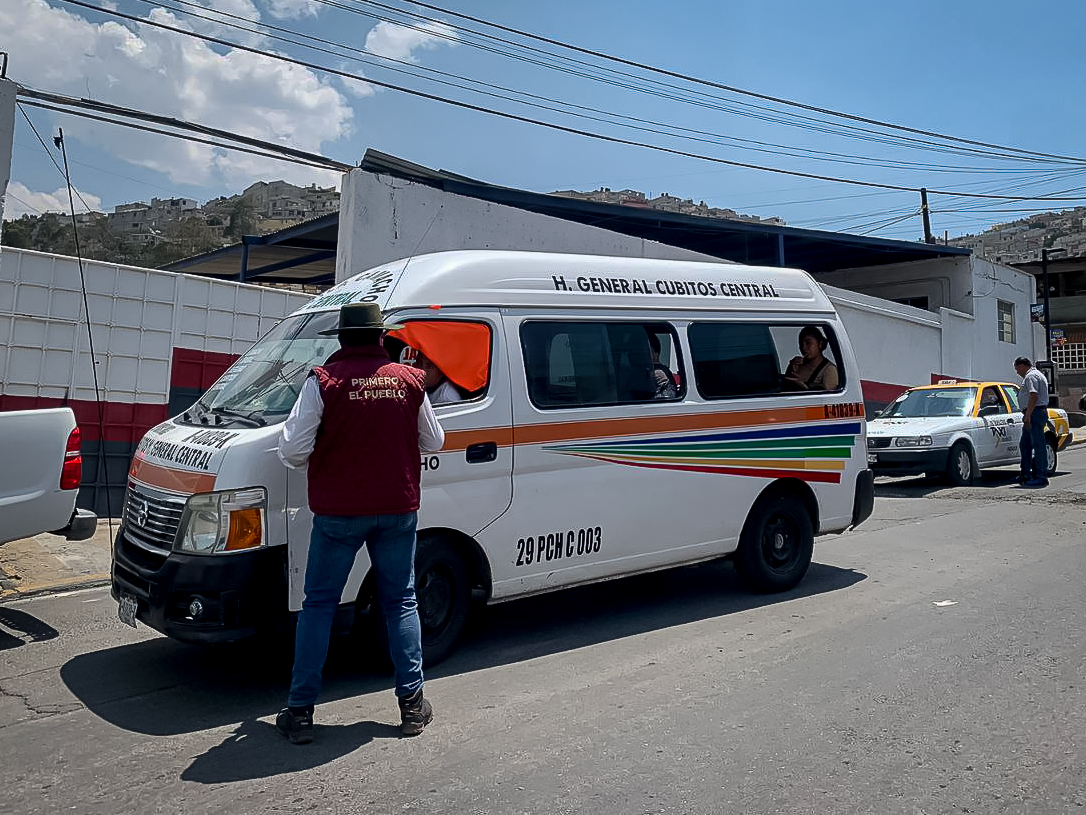 Sancionan dos unidades del transporte público en La Raza, Pachuca