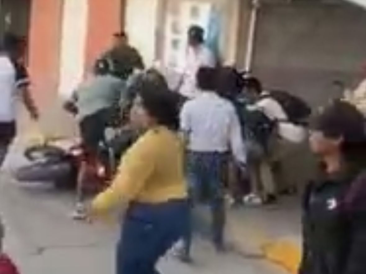 Reportan riña entre universitarios en presunto bar clandestino de Francisco I. Madero