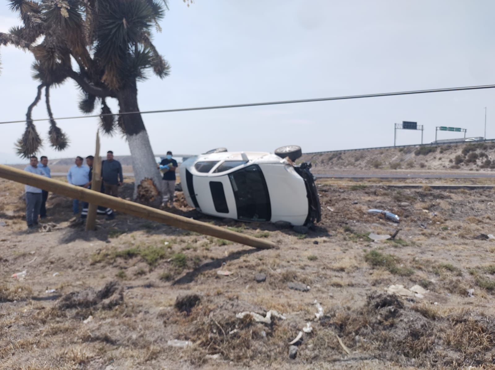 Autopista México-Pachuca: se registra volcadura en cruce con Arco Norte