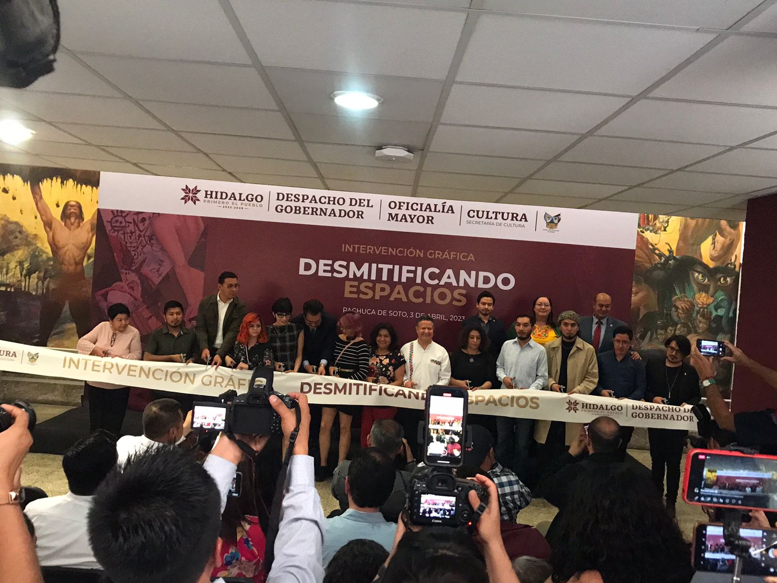 Inaugura gobernador expo en Palacio de Gobierno