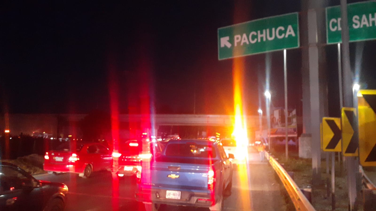 Bloqueo Pachuca-Sahagún: se mantiene cerrada la vialidad