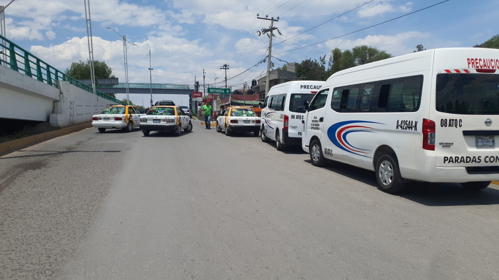 ¡Alerta Vial! Bloquean la carretera Tula-Refinería