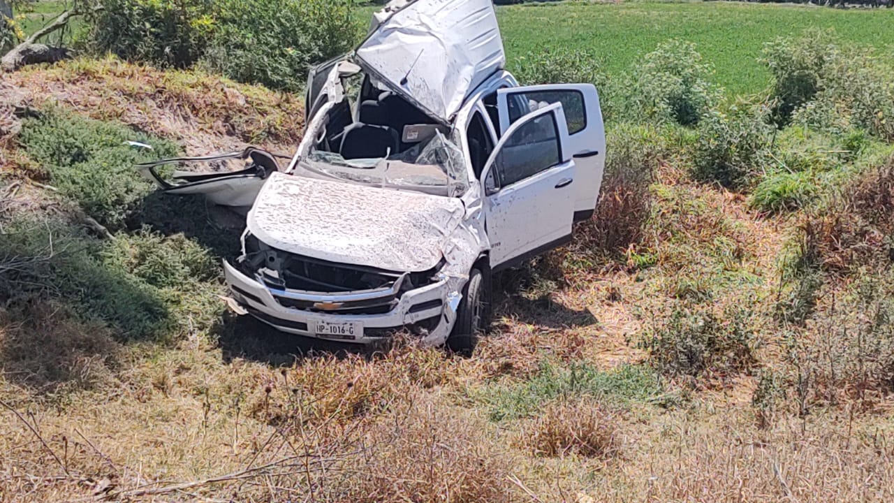 Alcalde de Santiago Tulantepec lesionado tras volcadura en San Salvador