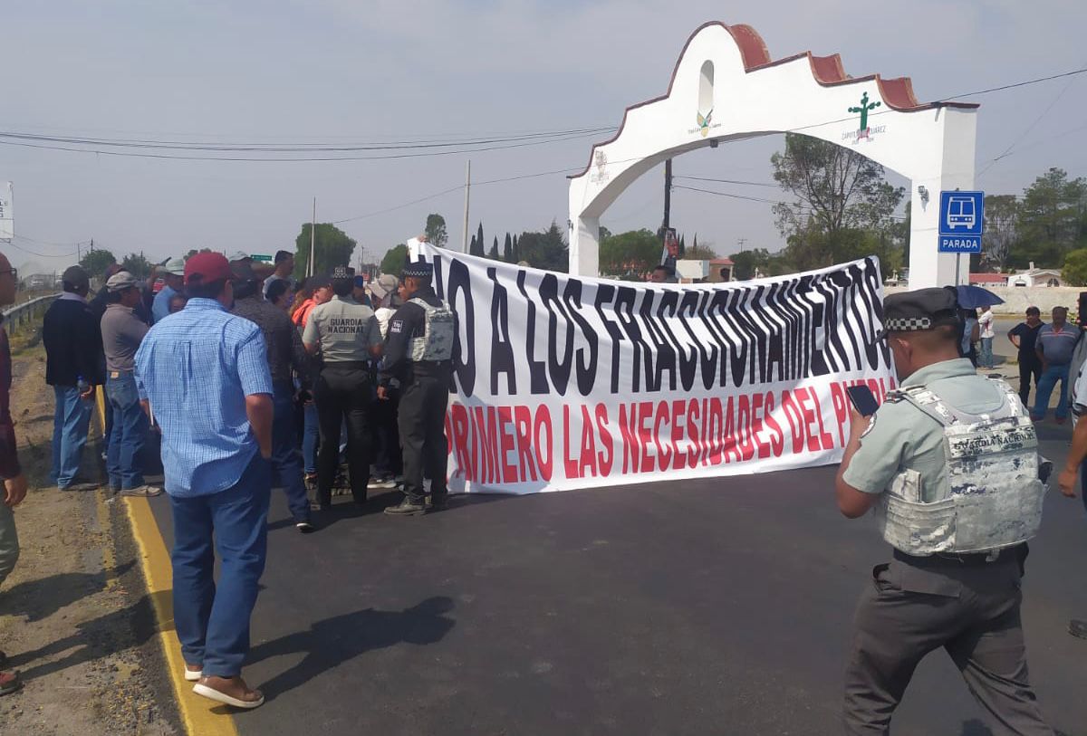 Autopista México-Pachuca: bloquean entrada a Zapotlán