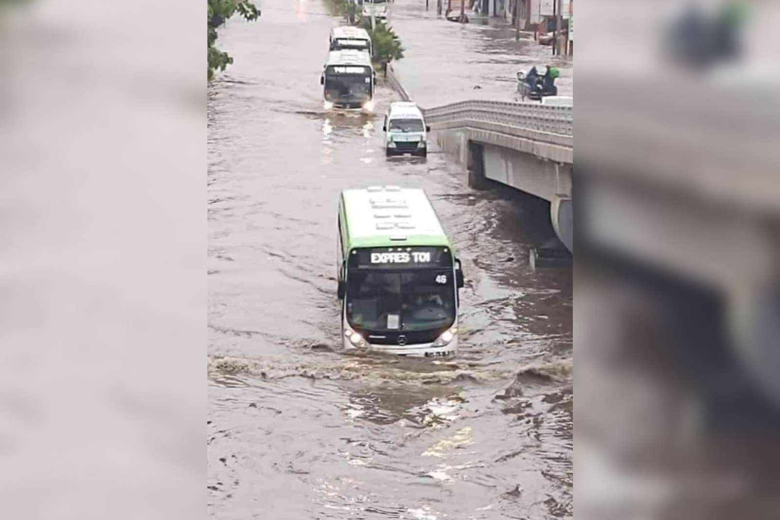 Intensas lluvias generan cierres de estaciones de Tuzobús