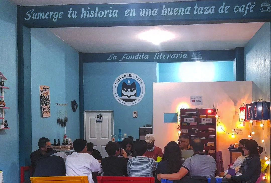 Cafebrería Zeus celebra su primer aniversario con música y literatura