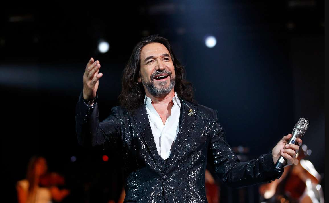 Llega a Pachuca Marco Antonio Solís “El Buki”