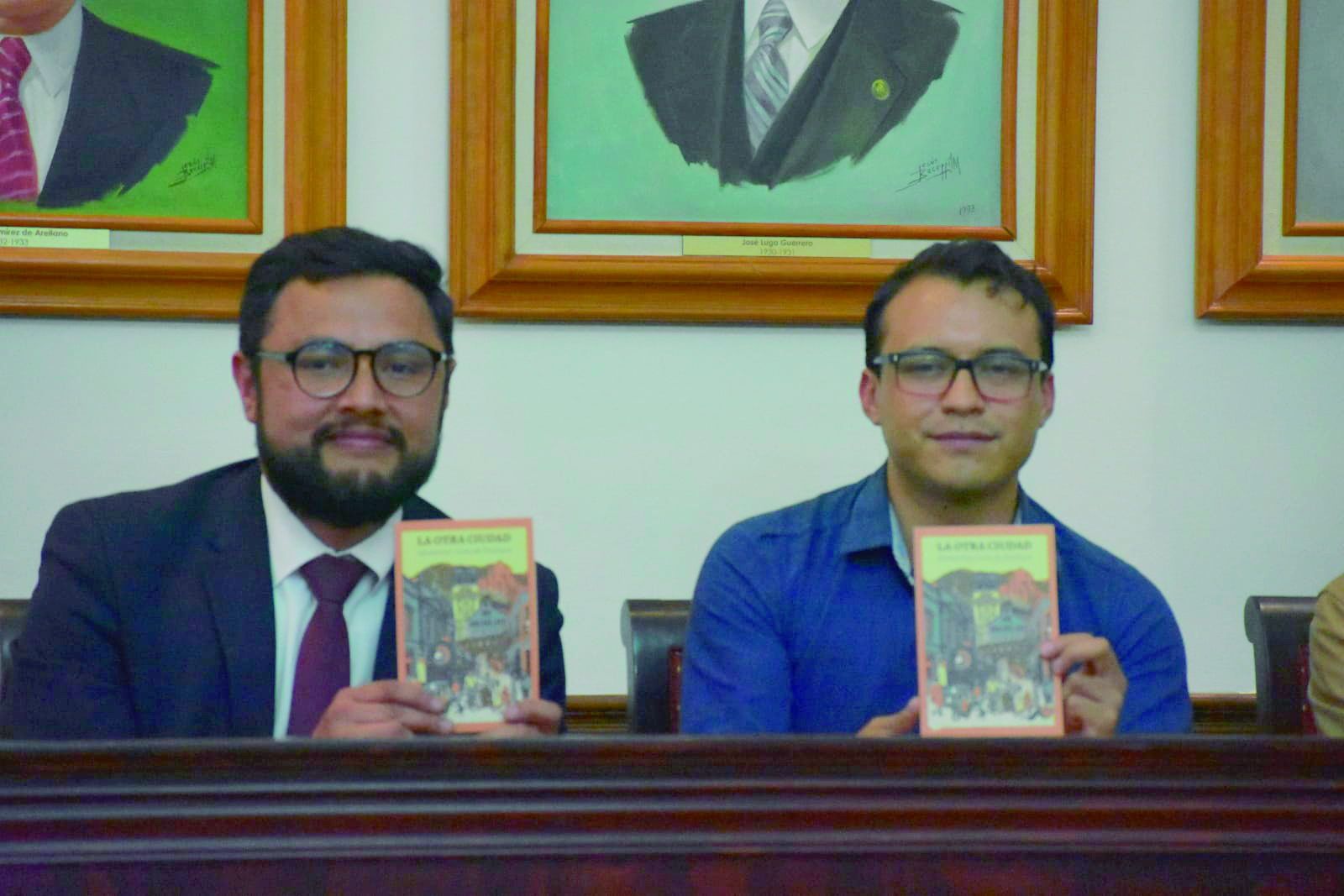 Presentan libro con 17 miradas que invitan a descubrir Pachuca