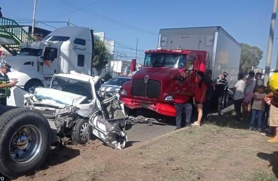 Tulancingo: Exigen desviar camiones pesados para evitar más accidentes en San José