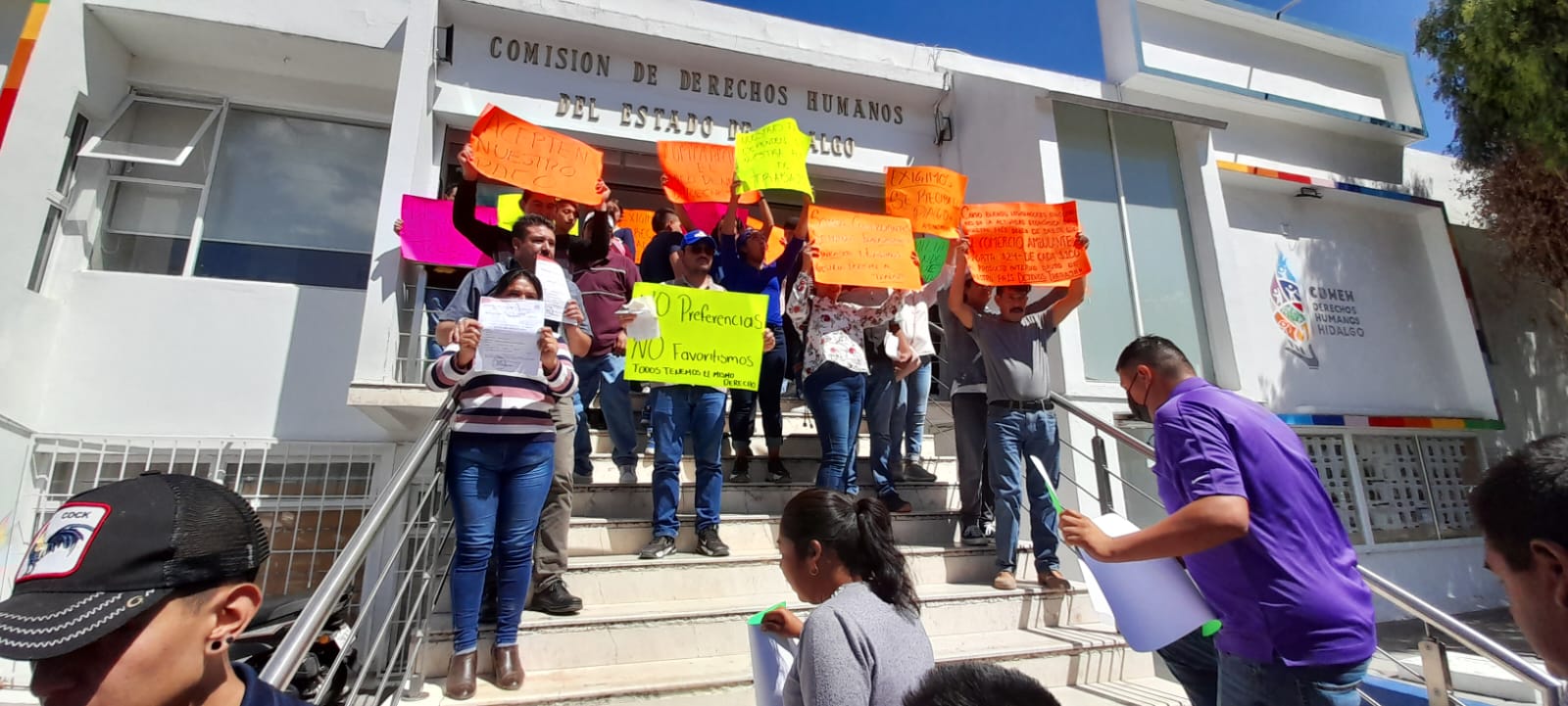 Comerciantes de Apan ingresan queja ante CDHEH