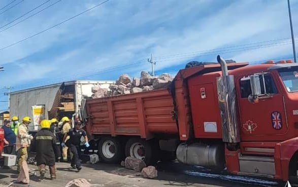 Otro accidente en bajada de San José; fallece conductor