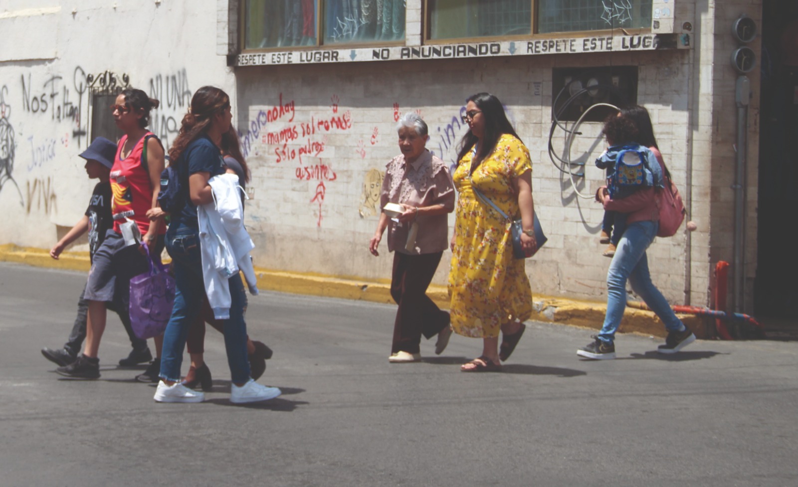 Intento de suicidio es tres veces mayor en mujeres