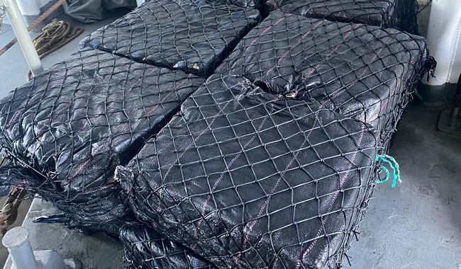 Marina intercepta cuatro embarcaciones con mil 524 kilos de cocaína