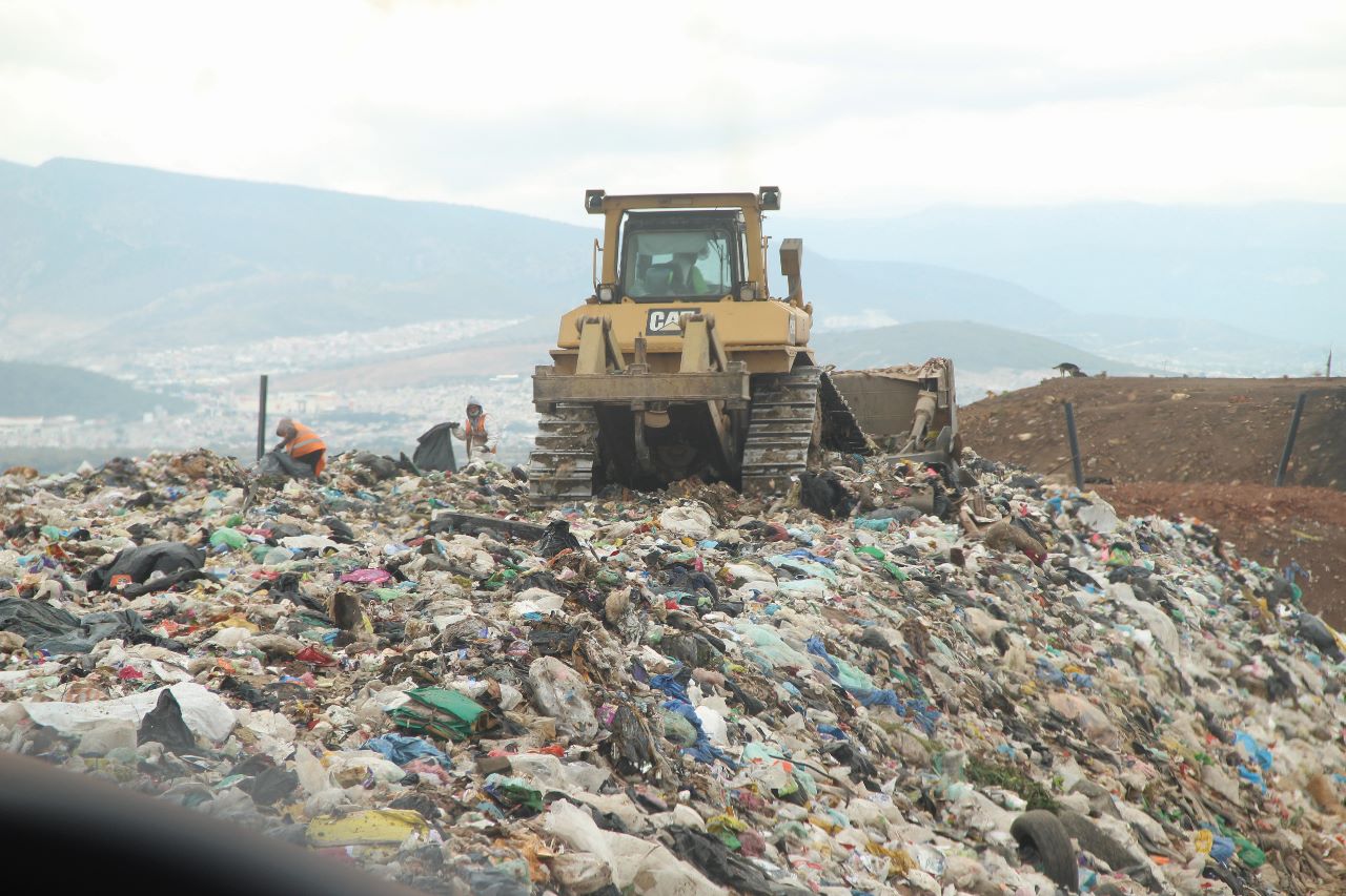 ¿Por qué el basurero de El Huixmi pone en riesgo acuíferos de Pachuca? Te presentamos nuestra investigación especial