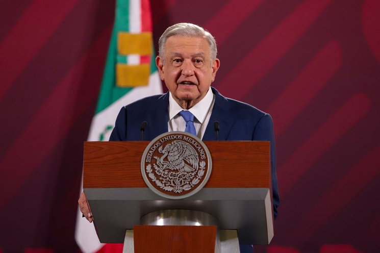 Autoridades locales y la delincuencia, los que decidieron en Ayotzinapa: AMLO