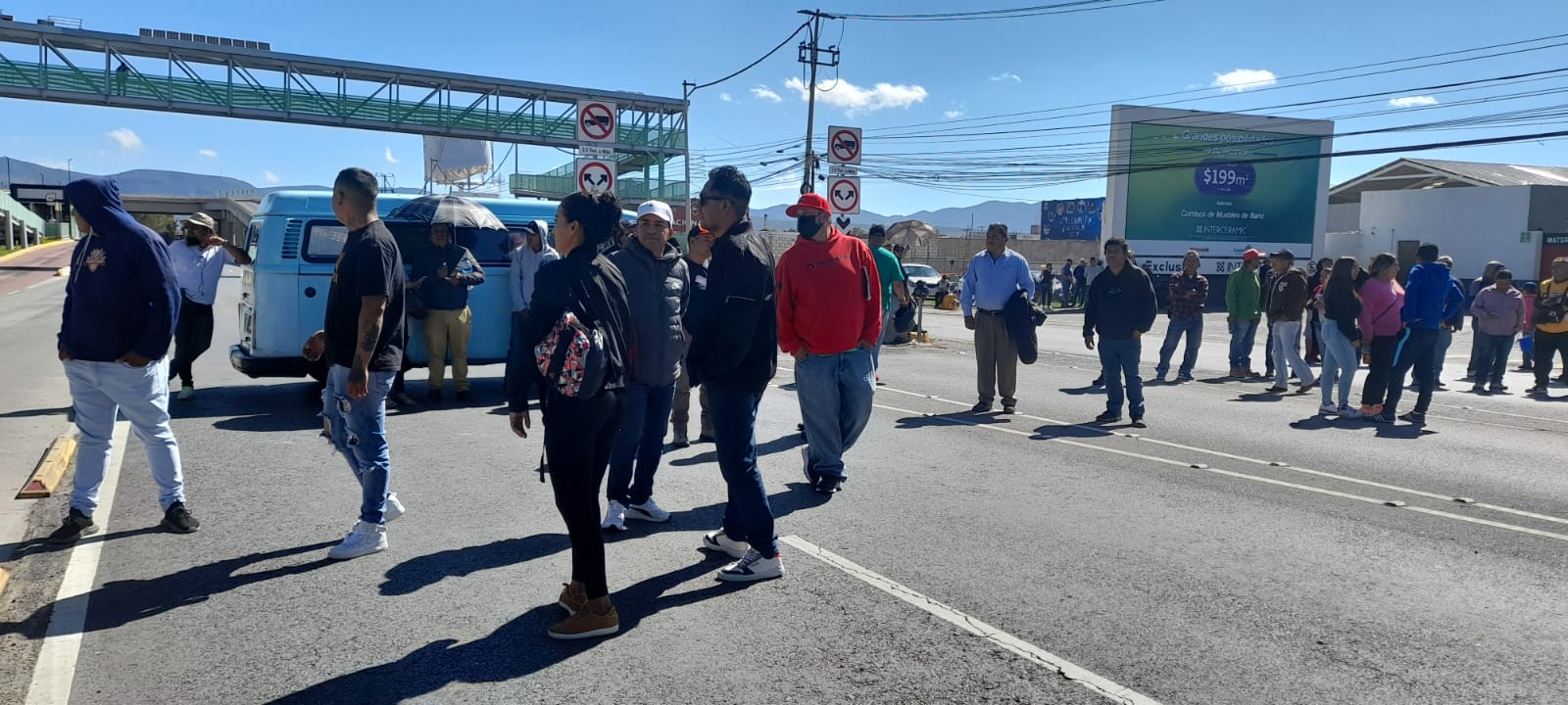 ¿Por qué se manifestaron comerciantes de la Plaza de Toros? Te contamos