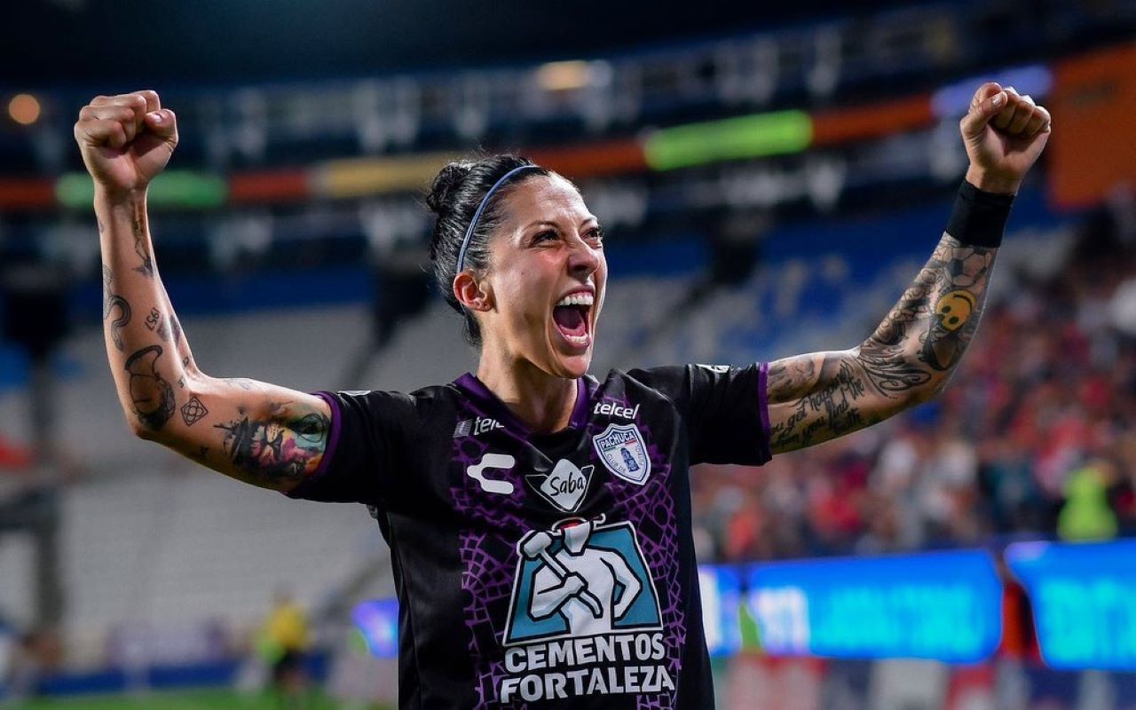 Jenni Hermoso, de Pachuca, sería la primera campeona del mundo en Liga MX