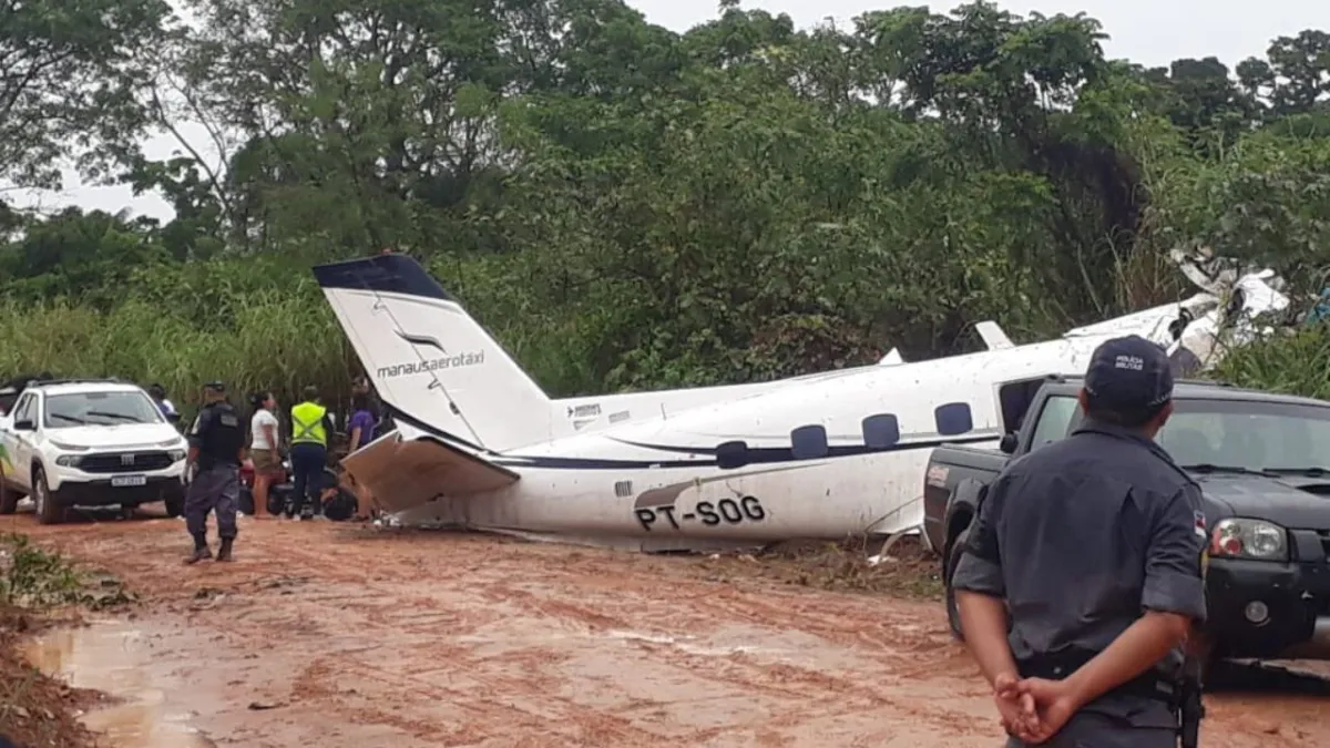 Mueren 14 tras caída de avión en el Amazonas de Brasil