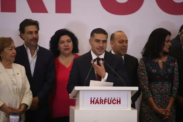 Anuncia García Harfuch que irá por la jefatura de Gobierno de CDMX