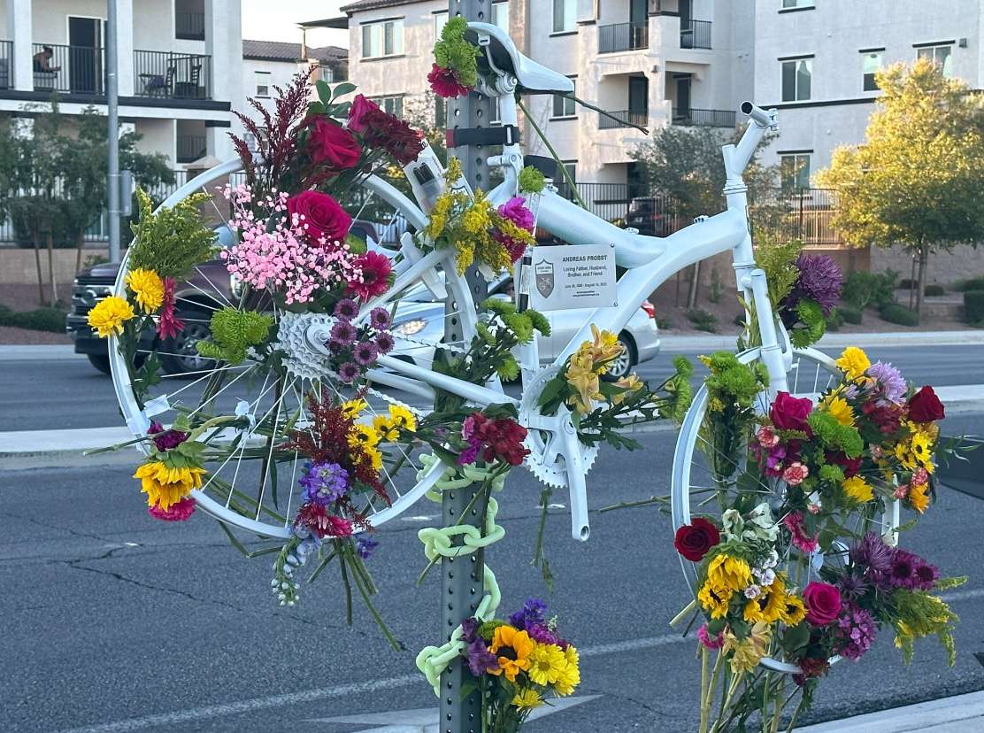 Adolescentes atropellan y matan a adulto mayor en bicicleta