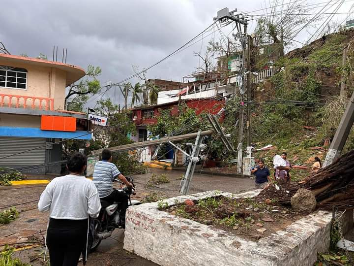 Hidalgo envía equipos de rescate a Guerrero tras Huracán Otis