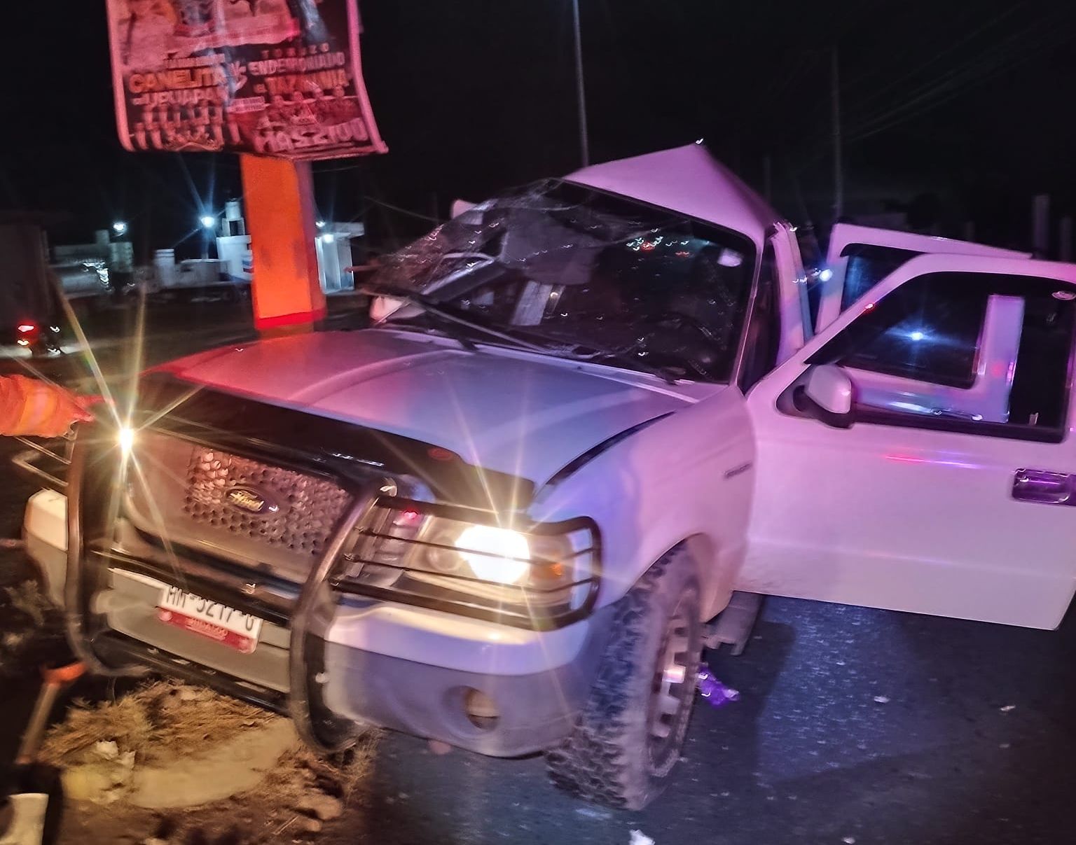 Tezontepec de Aldama: ‘borracho’ provoca accidente; hay 3 lesionados