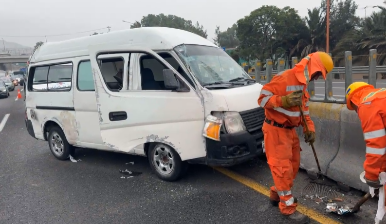 Accidente México-Pachuca: tres lesionados por choque de combi