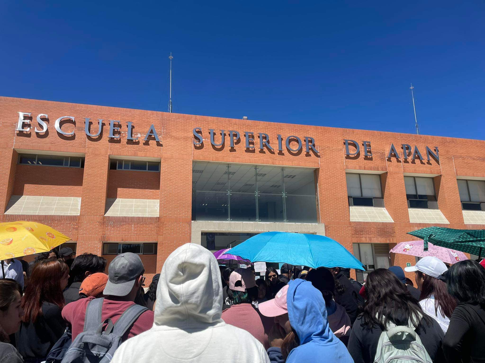 Escuela Superior de Apan: levantan paro y regresan a clases el lunes