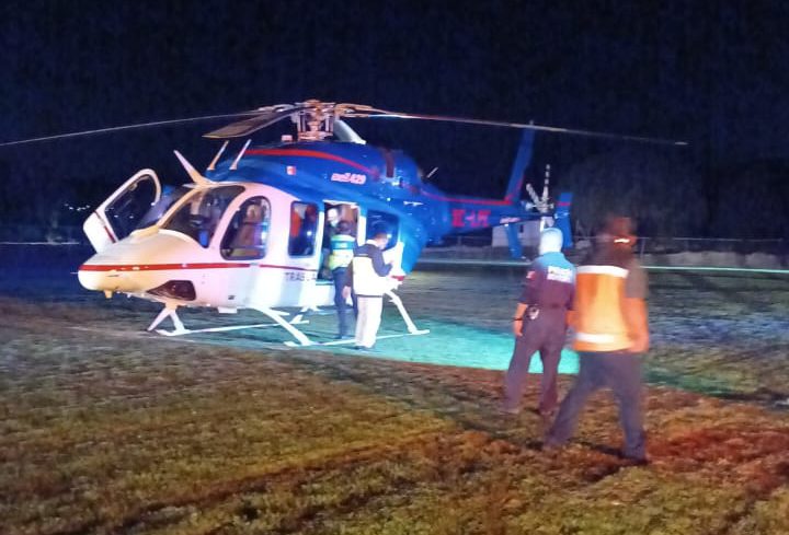 Tasquillo: trasladan en helicóptero a joven electrocutado