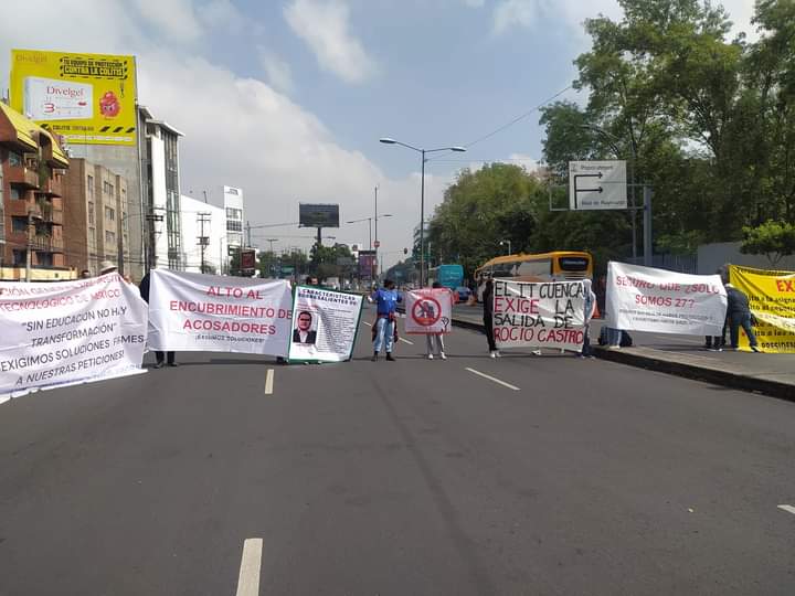 Tec de Pachuca: alumnos protestan frente a oficinas de SEP federal