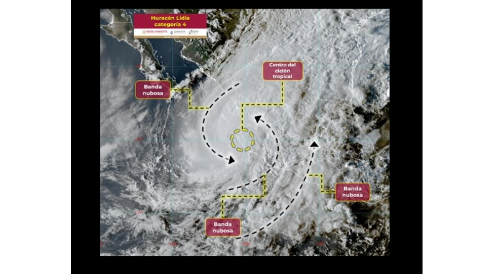‘Lidia’ toca tierra en Jalisco como huracán categoría 4: SMN