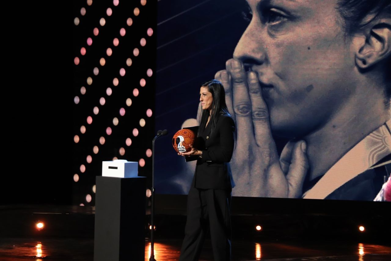 Jenni Hermoso recibió homenaje en el Salón de la Fama