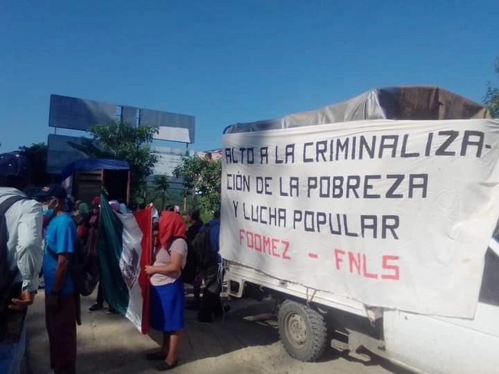 Con bloqueo, exigen justicia por asesinato de Gregorio de la Cruz en Hidalgo