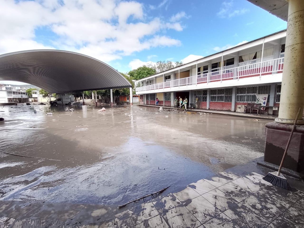 Tula de Allende: SEPH entregará mobiliario a escuelas afectadas por inundación