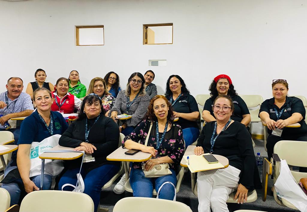 Bibliotecarios de Hidalgo participan en el Congreso Nacional de Bibliotecas en Monterrey