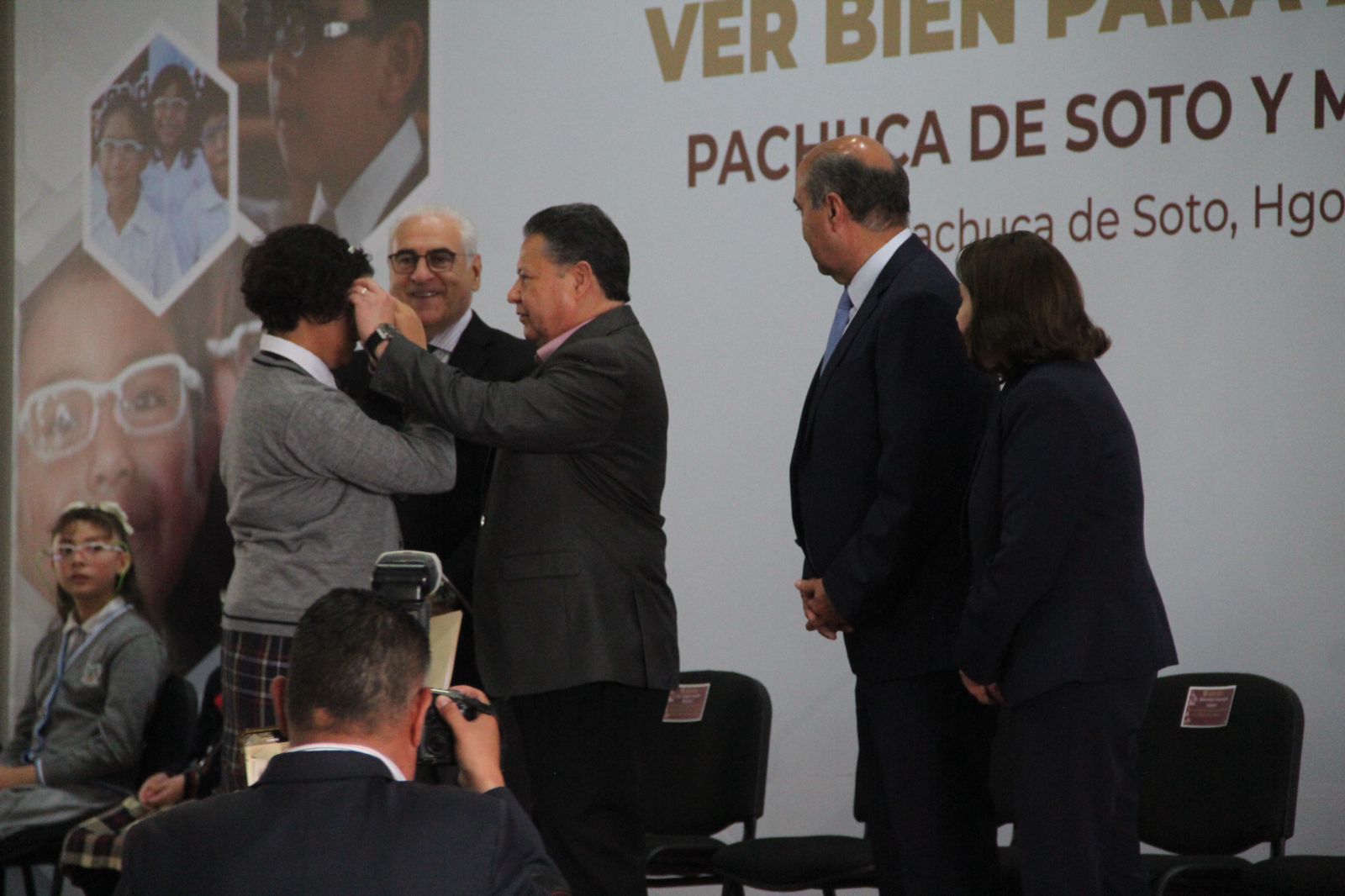 Más de 13 mil estudiantes beneficiados con el programa Ver Bien para Aprender Mejor