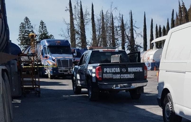 Atitalaquia: Conductor de tráiler pierde la vida