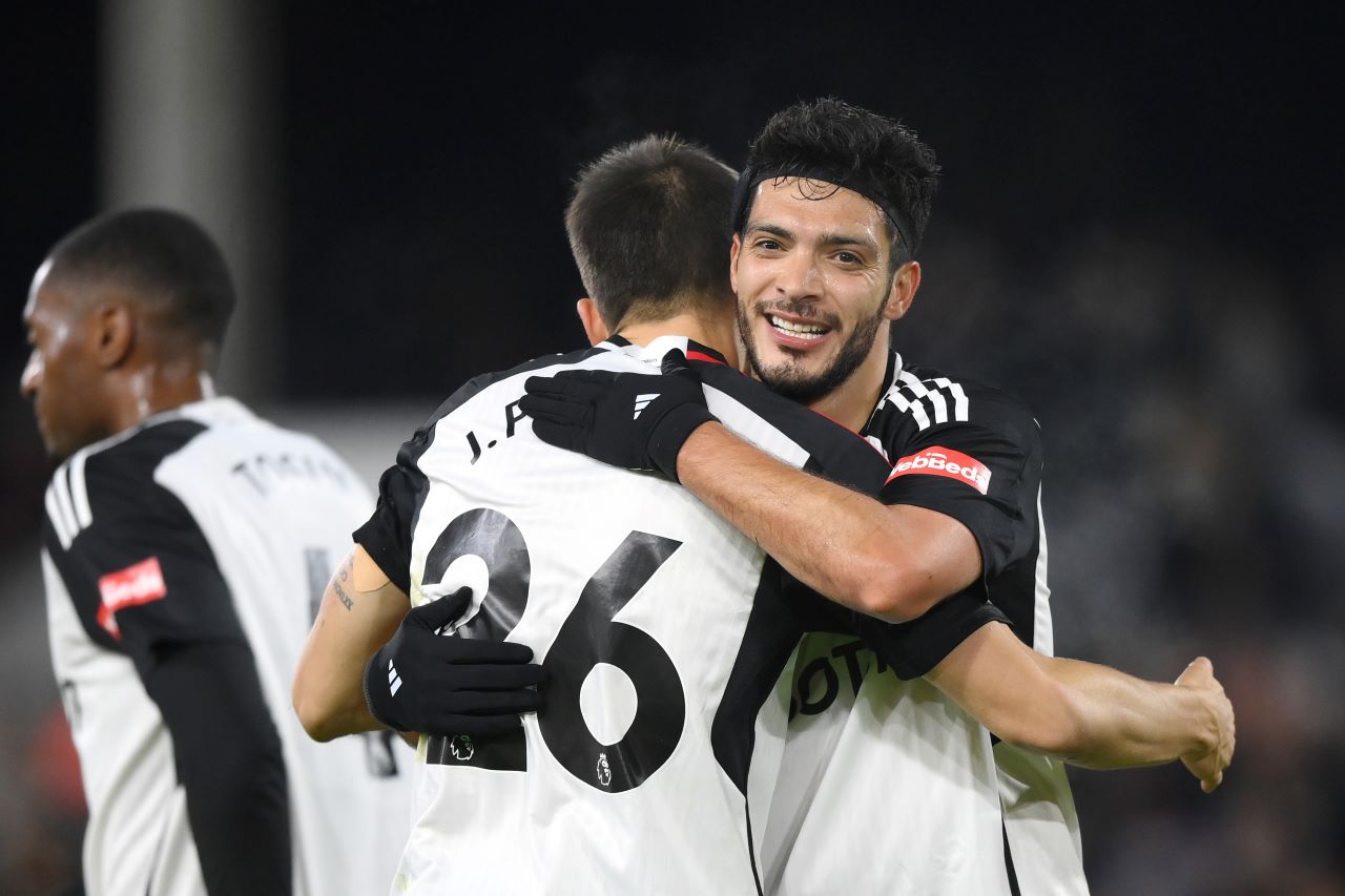 Video: Raúl Jiménez lidera goleada del Fulham con doblete