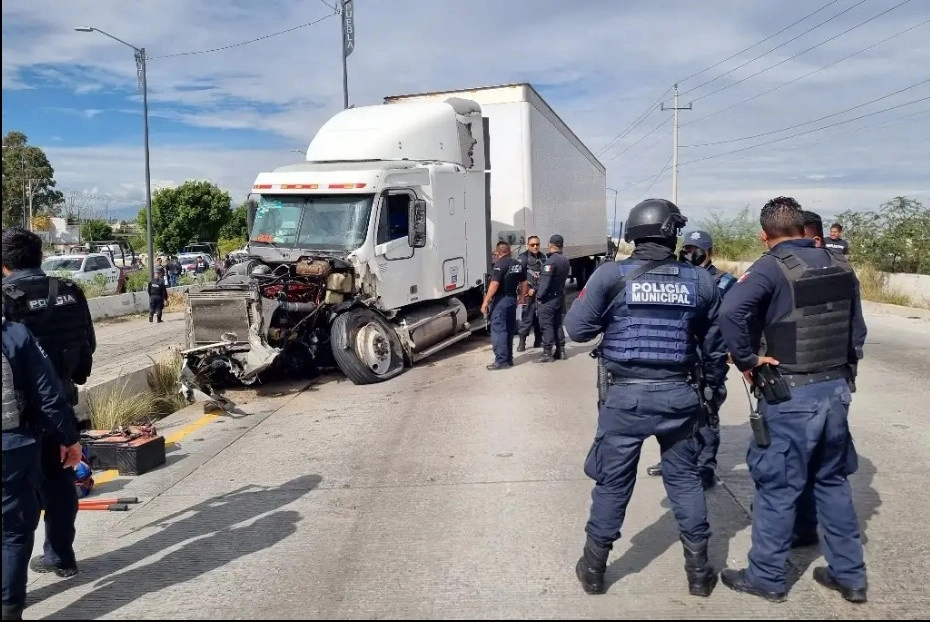 Transportistas anuncian paro nacional ante la ola de asaltos