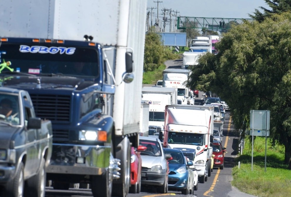 La violencia en carreteras “asfixia” a transportistas; Hidalgo en top 10 en robos