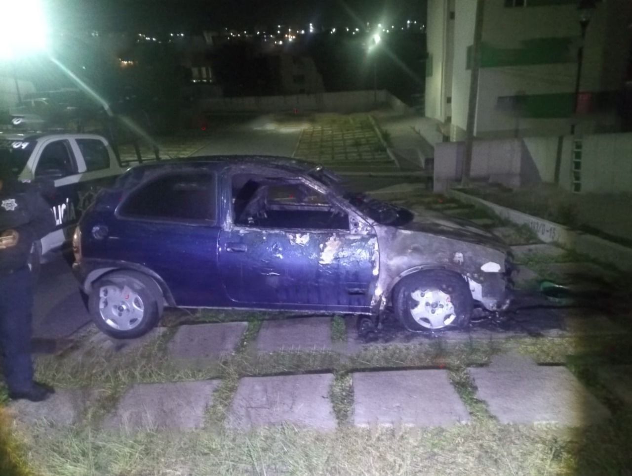 Atotonilco de Tula: explota auto de mujer mientras dormía