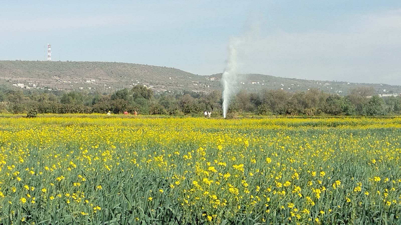 Tlahuelilpan: controlan fuga de huachicol; cierran accesos a colonias