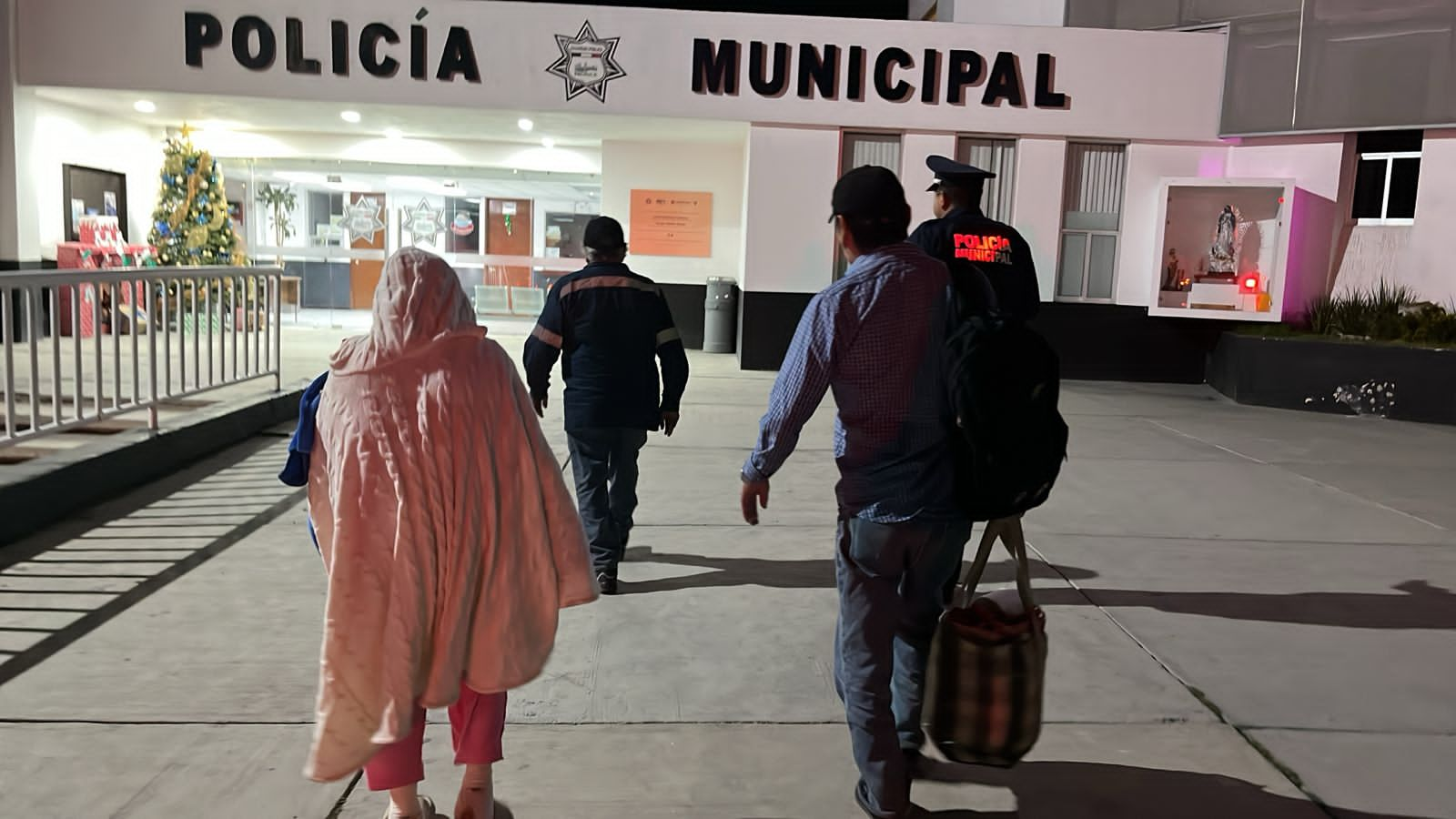 Mujer de Michoacán se reencuentra con su familia en Hidalgo