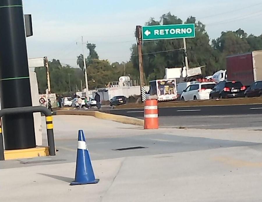 Carretera México-Laredo: pobladores de San Salvador realizan bloqueo