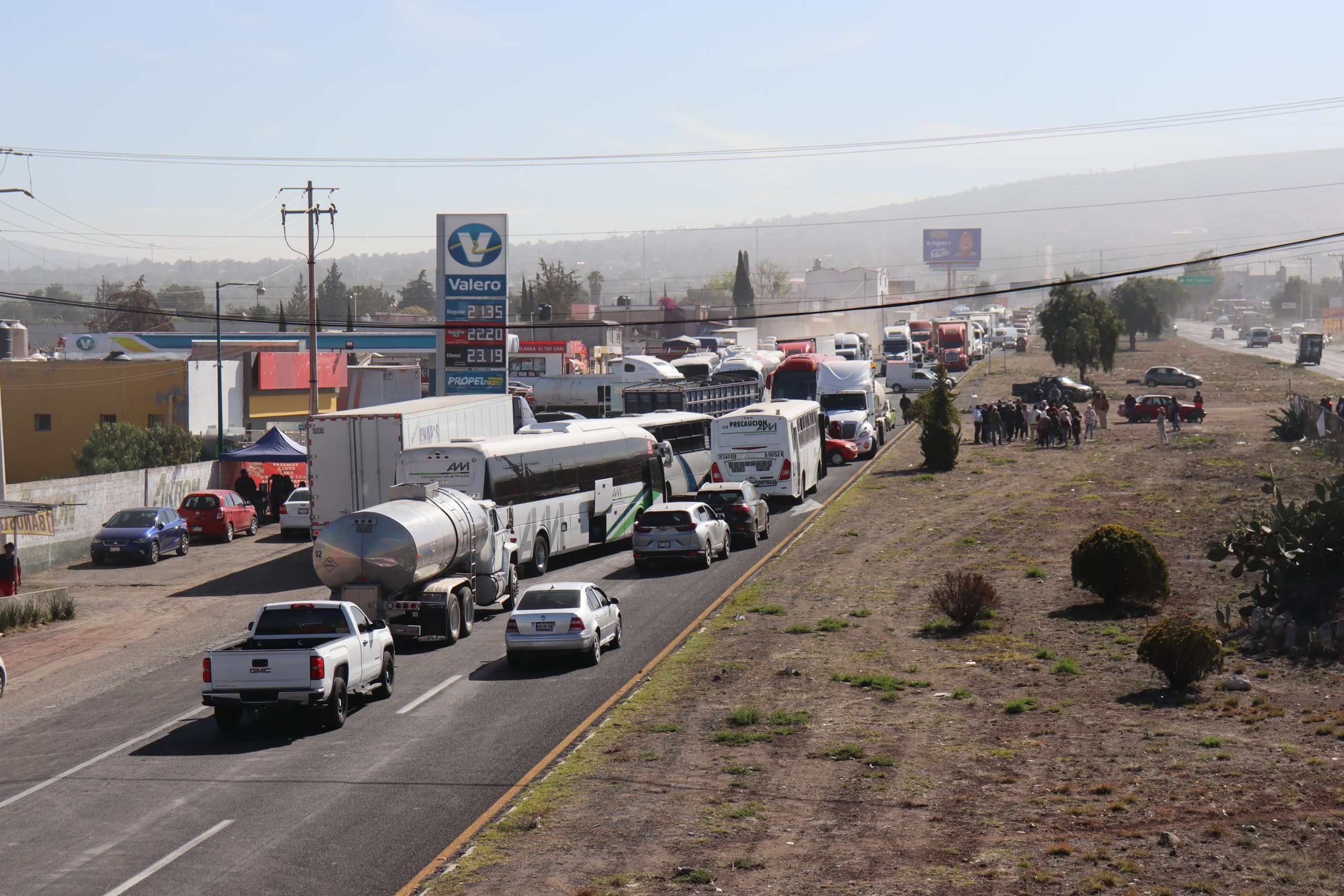 Bloqueo en la carretera Pachuca-Actopan: esto piden los manifestantes