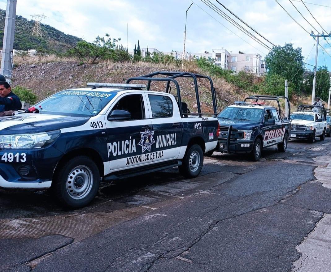 Atotonilco de Tula: muere hombre sentado en una banca; Policía halla cadáver