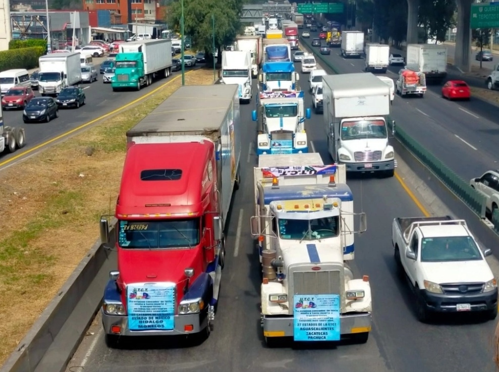 Secretaría de Gobernación se reúne con transportistas ante paro nacional