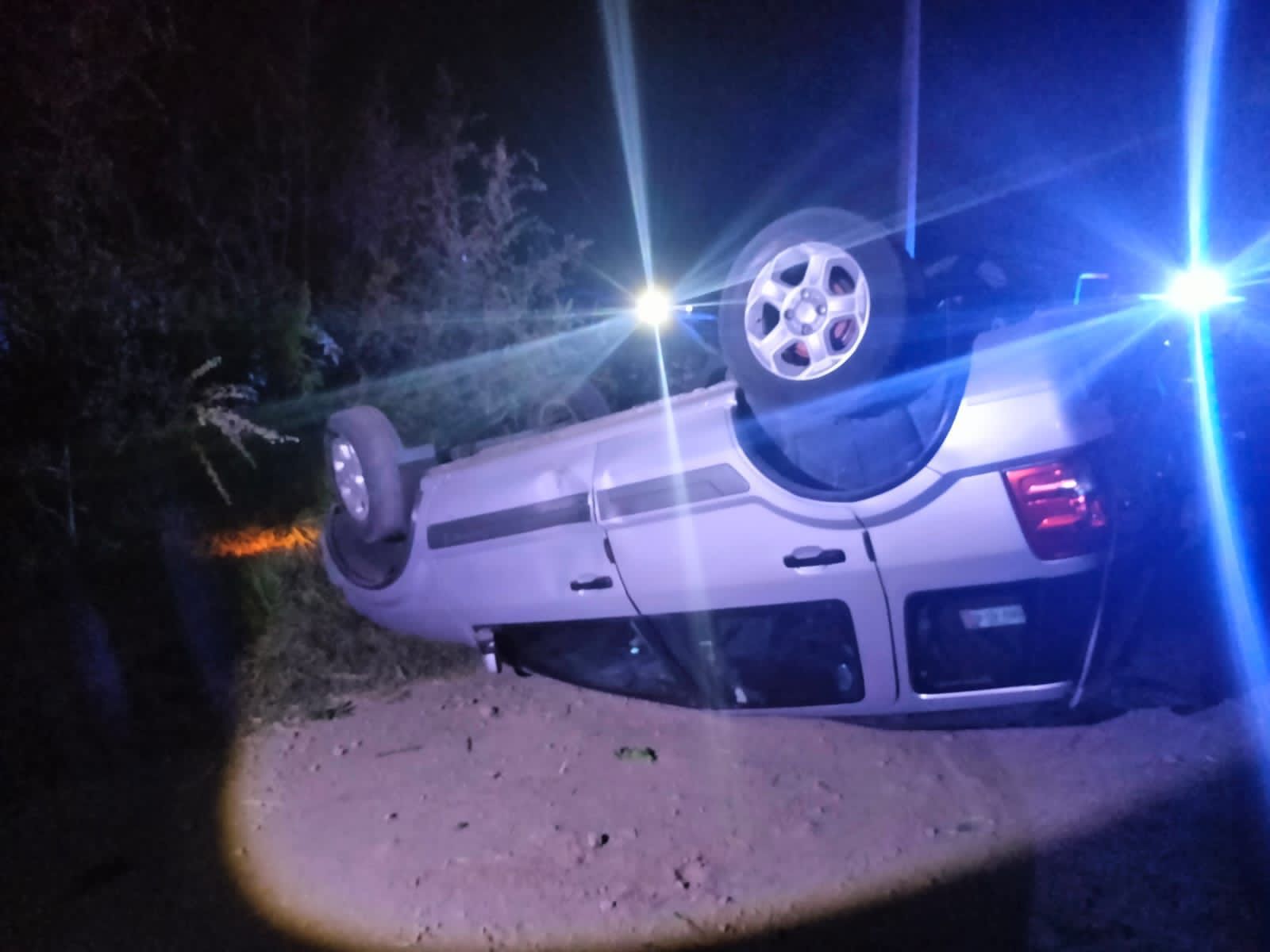 Tlahuelilpan: chofer pierde la vida tras volcar su camioneta