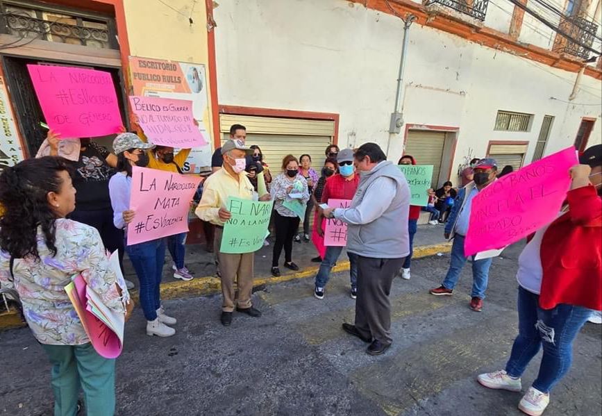 Pachuca: protestan contra los corridos tumbados frente a la presidencia